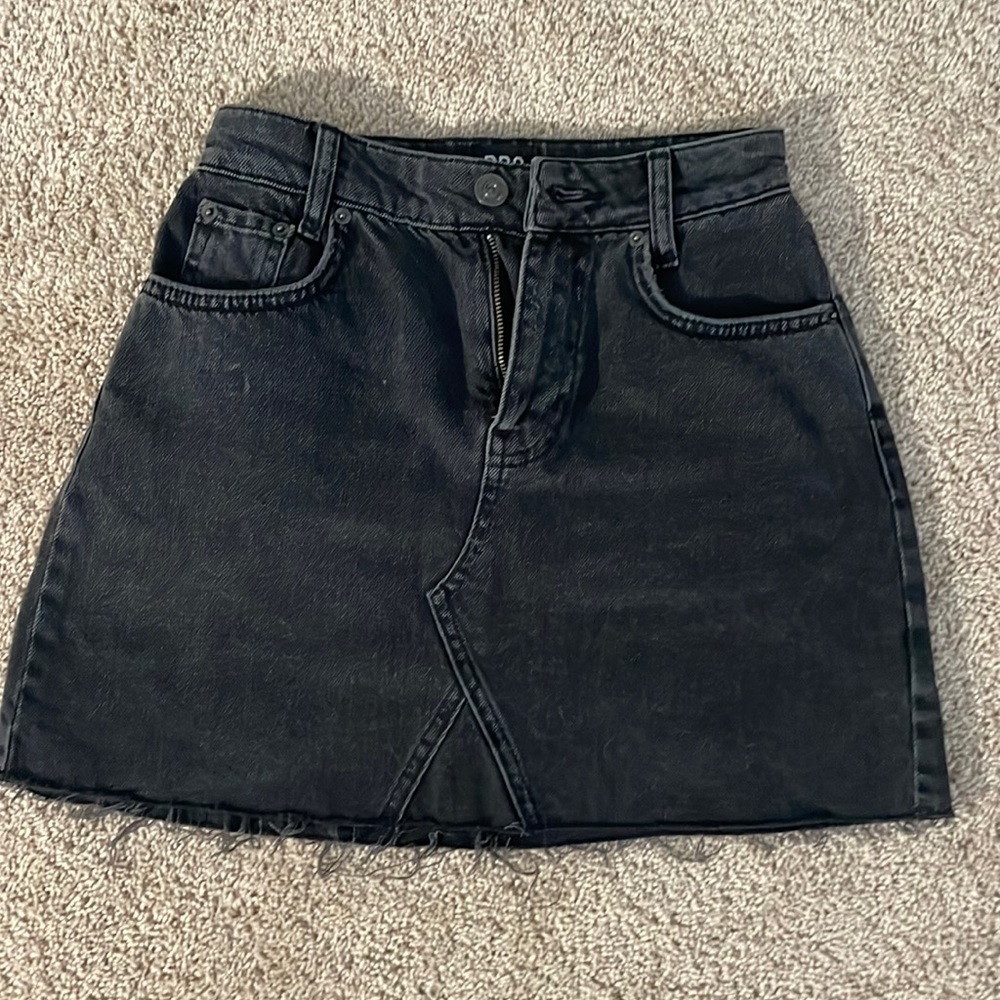 BDG black skirt